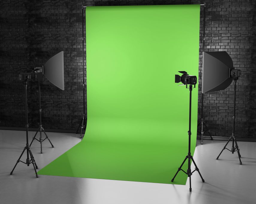 Hãy xem hình ảnh về màn hình xanh để tìm hiểu thêm về cách sử dụng công nghệ này trong sản xuất video chuyên nghiệp. Màn hình xanh giúp loại bỏ phông nền và thay thế bằng hình ảnh hoặc video khác, mang lại cho sản phẩm của bạn hiệu ứng thú vị và sinh động.